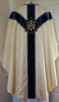 Marian Gothic Chasuble traditional, silk damask GL004